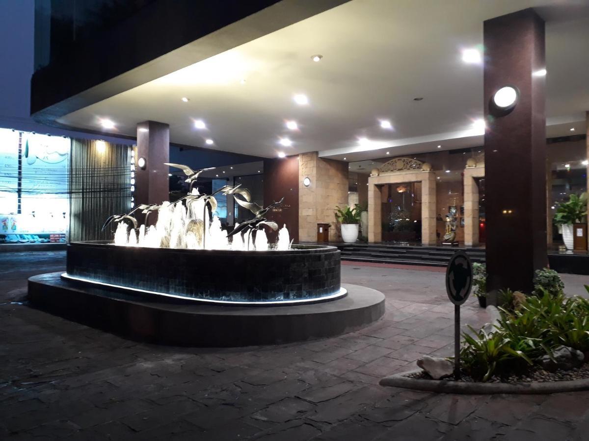 The Four Wings Hotel Banguecoque Exterior foto
